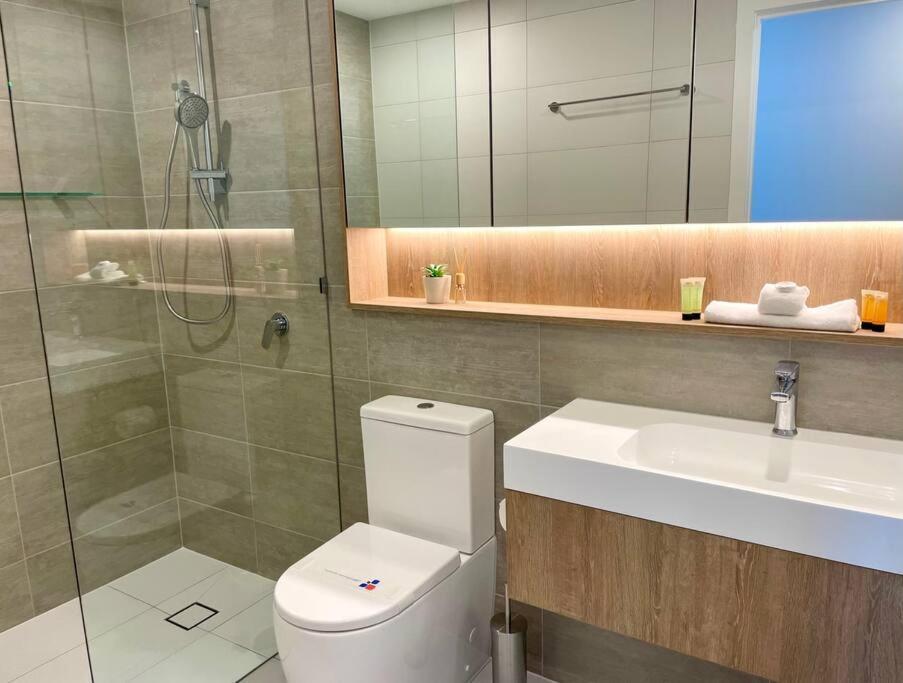 Apartmán Stunning Oceanview 2Br In The Heart Of Broadbeach 44F Gold Coast Exteriér fotografie
